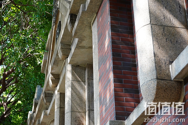 Sigma 18-50mm f/2.8 DC DN Contemporary 评测：290g的副厂镜皇就是香！