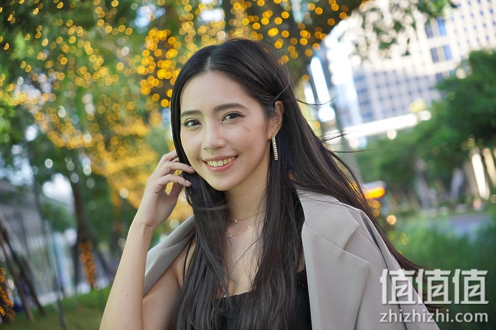 Sigma 18-50mm f/2.8 DC DN Contemporary 评测：290g的副厂镜皇就是香！