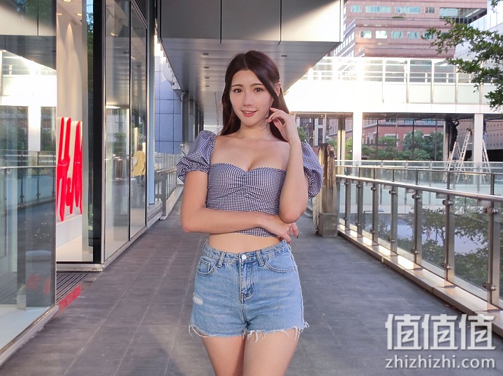 小米11青春版评测：时尚造型、极致轻巧的中端之选