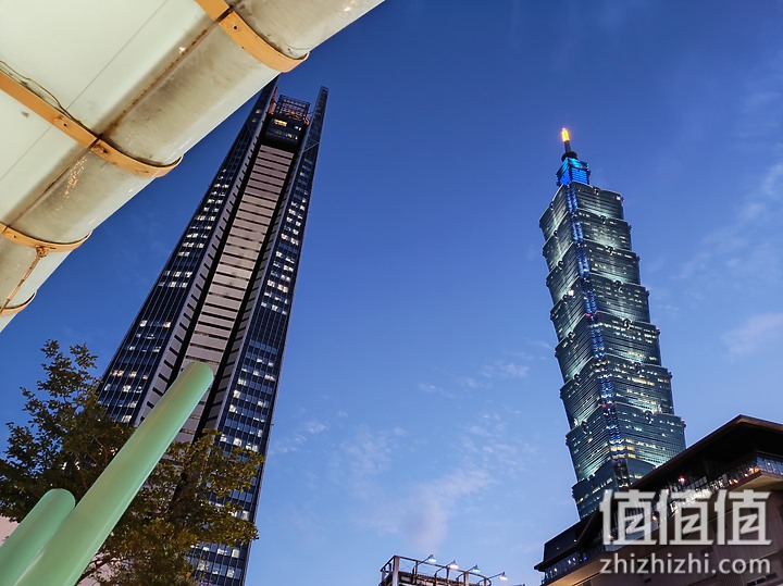 小米11青春版评测：时尚造型、极致轻巧的中端之选