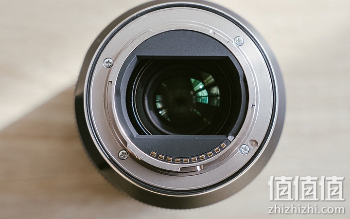 Tamron 28-75mm F/2.8 Di III VXD G2 新旧对决：对焦提升、散景表现更优异！