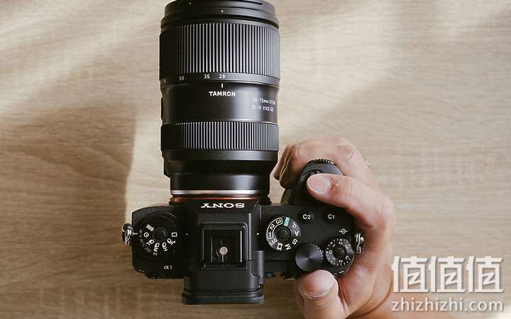 Tamron 28-75mm F/2.8 Di III VXD G2 新旧对决：对焦提升、散景表现更优异！