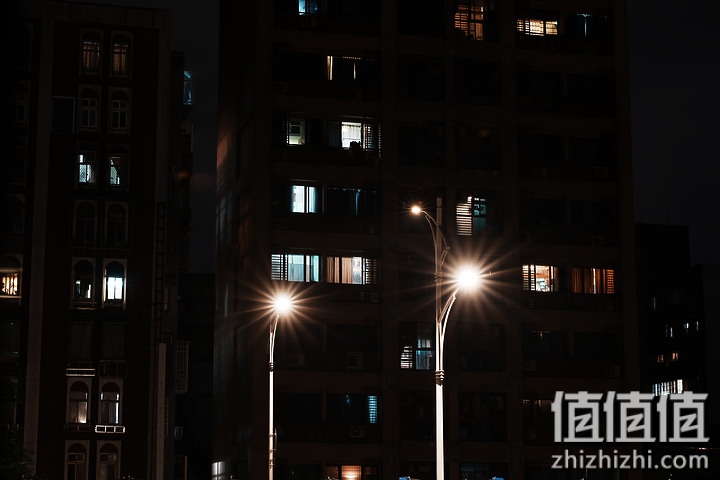 Tamron 28-75mm F/2.8 Di III VXD G2 新旧对决：对焦提升、散景表现更优异！