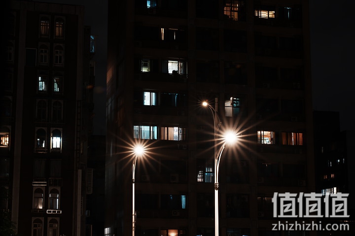 Tamron 28-75mm F/2.8 Di III VXD G2 新旧对决：对焦提升、散景表现更优异！