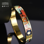 NATIONAL MUSEUM OF CHINA 中国国家博物馆 百鹿尊系列珐琅手镯 6.6＊5.6＊1cm