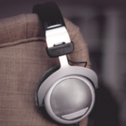 Beyerdynamic 拜亚动力 DT-880 阻抗250Ω 头戴式耳机