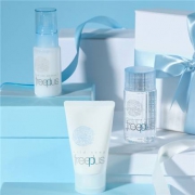 freeplus 芙丽芳丝 水乳洁面三件套（化妆水80ml+乳液50ml+洁面霜60g）+会员赠面霜0.5ml