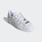 Adidas Superstar 限量版女款贝壳头板鞋