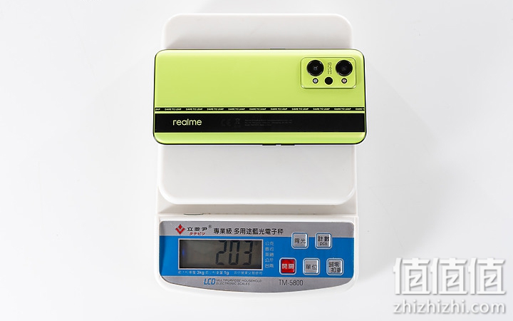 Realme GT Neo2 评测：性价比与外观同样出众的轻旗舰