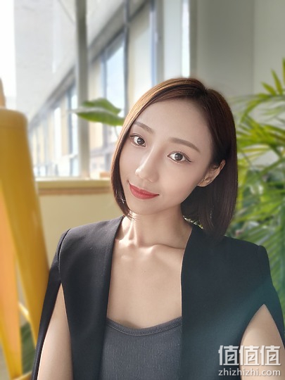 Realme GT Neo2 评测：性价比与外观同样出众的轻旗舰