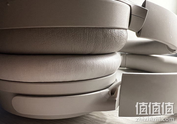 降噪谁更强？Bose QC45 对比索尼WH-1000XM4