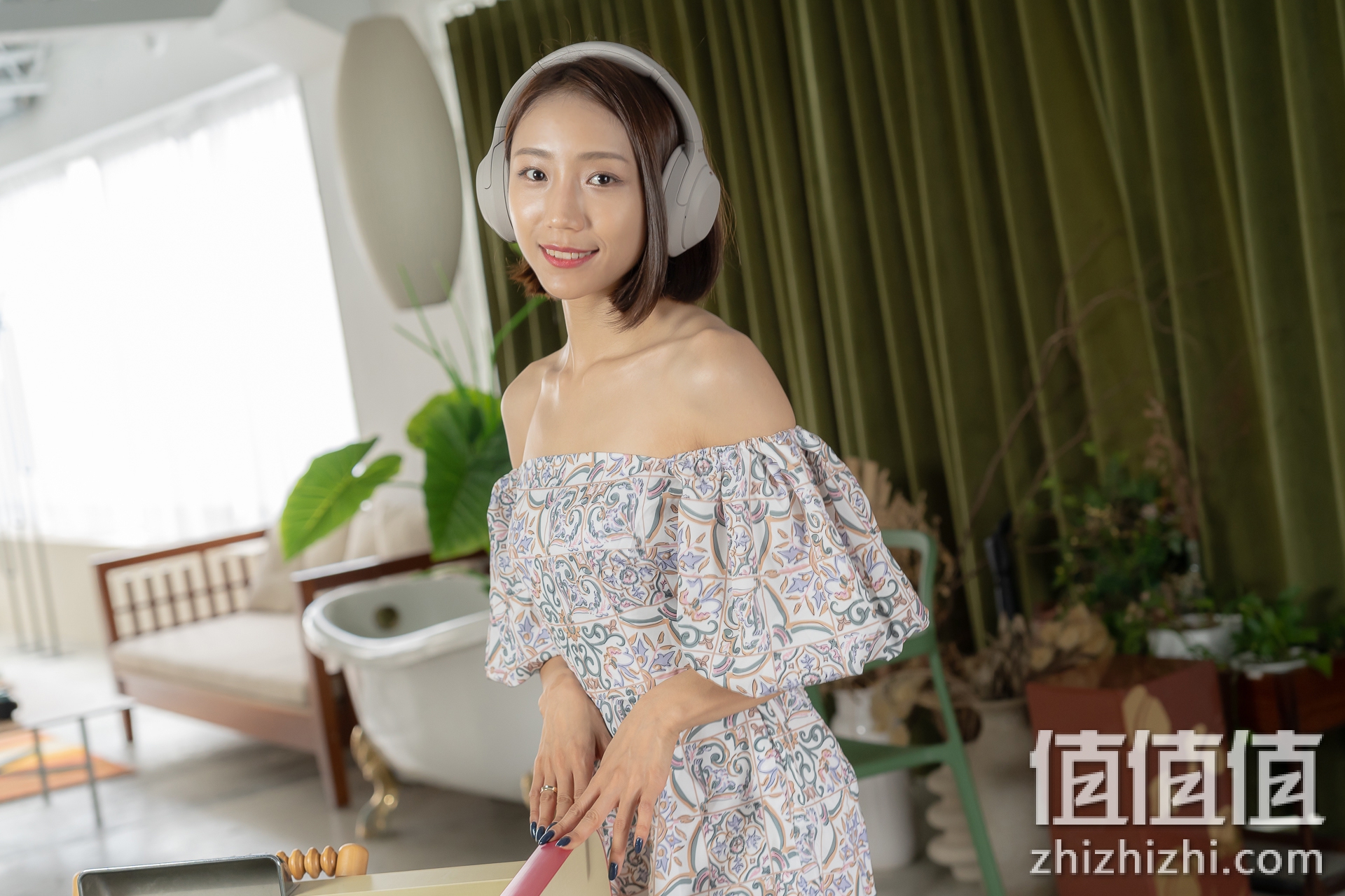 降噪谁更强？Bose QC45 对比索尼WH-1000XM4
