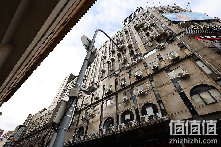 Canon RF 16mm f/2.8 STM 评测：平价且物超所值的大光圈超广角镜头！