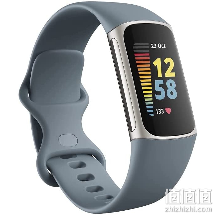 Fitbit Charge 5 高级健身和*追踪器,带内置 GPS、压力管理工具、*跟踪、24/7 心率等,铂金/矿物蓝色,均码(含长带)