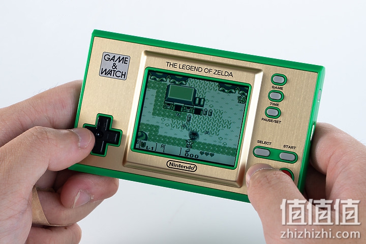Game & Watch:塞尔达传说开箱：彩蛋满满、可玩性更高的迷你复刻主机！