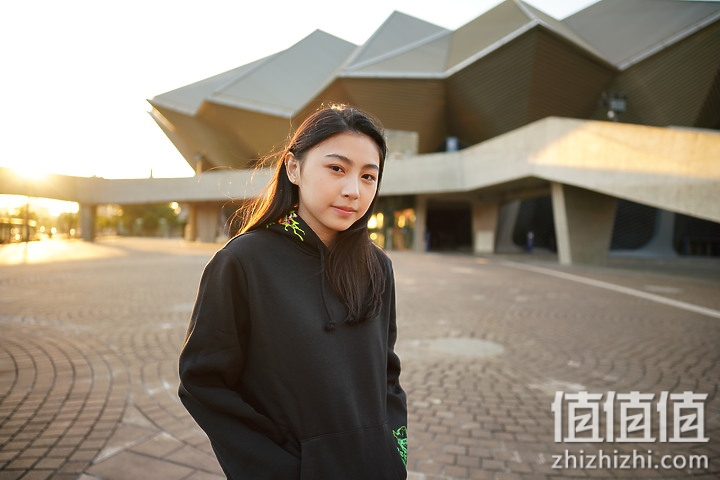 SIGMA 适马 24mm F2 DG DN 评测：大光圈遇上小广角，表现可圈可点