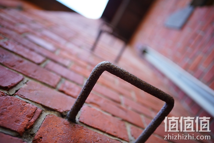 SIGMA 适马 24mm F2 DG DN 评测：大光圈遇上小广角，表现可圈可点