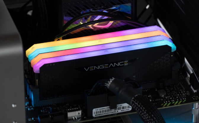 USCorsair 美商海盗船 复仇者 RGB RS/RT 内存条评测：中端内存的封关之作