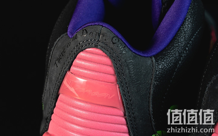 Reebok 捉鬼敢死队联名款篮球鞋开箱：剧情考究、穿搭质感到位！