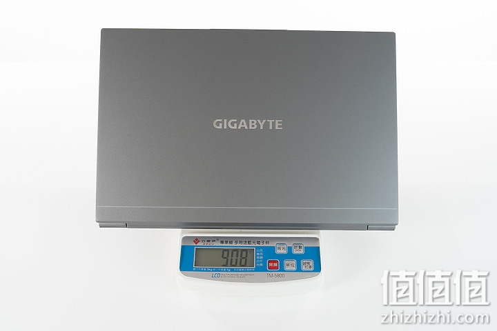 GIGABYTE U4 Ultrabook评测：羽量级轻薄、重量级性能