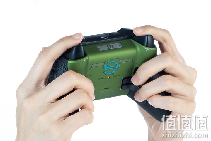 Xbox Series X《最后一战：无限》限量主机开箱｜20 年质感之最，粉丝必收！