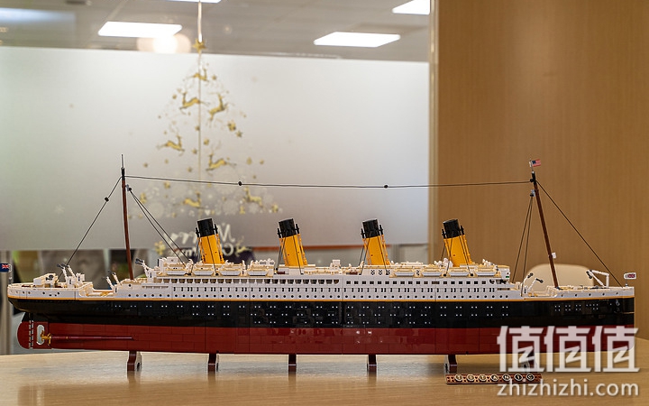 LEGO 乐高 10294 「泰坦尼克号」开箱：史诗级的艺术品！