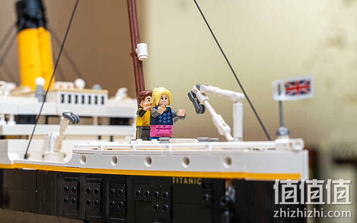 LEGO 乐高 10294 「泰坦尼克号」开箱：史诗级的艺术品！