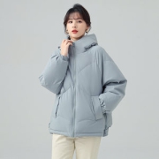 雪中飞 2021秋冬新款女士连帽廓形短款羽绒服