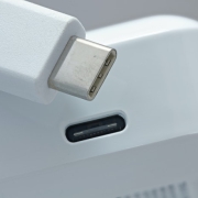 USB-C接口的数据线怎么选？USB Type-C传输线选购指南