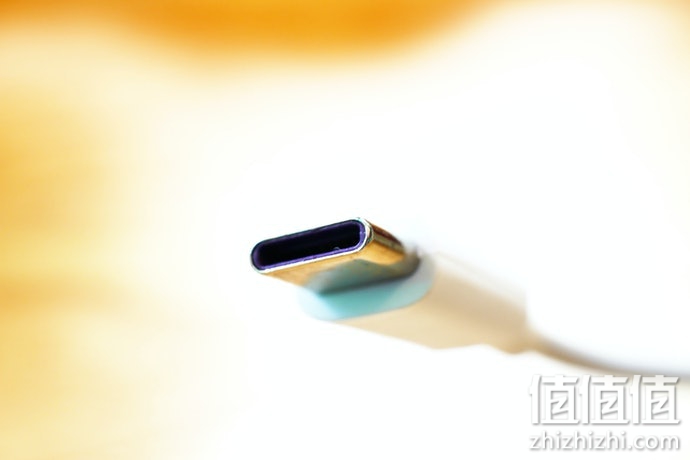 USB-C接口的数据线怎么选？USB Type-C传输线选购指南