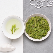 贡牌  正宗明前 AA级 西湖龙井茶 一级绿茶  50g*2件