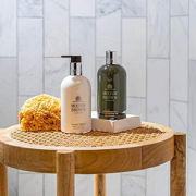 Molton Brown摩顿布朗天竺葵奈夫顿沐浴露+身体乳套装 300ml*2瓶