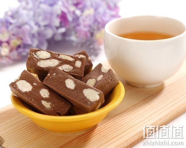 食品零食糖果米提尔 原味可可杏仁手工牛轧年货礼盒伴手礼 可可牛轧糖300克盒装x1
