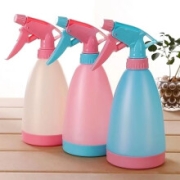 PLUS会员：心卉如一 手动气压式浇花喷壶 500ML