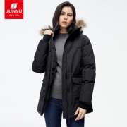 君羽 800蓬210克90%鹅绒 防风防雪 女大毛领中长款羽绒服 可抗-30℃