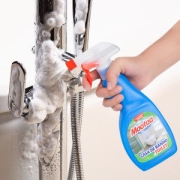 葡萄牙进口 Mootaa 浴室玻璃/不锈钢 水垢清洁剂 500ml 瓷砖玻璃也能用