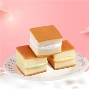 京东极速版，有券的上:香蕉牛奶味夹心蛋糕 400g*2件