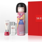 京喜APP：SK-II 春日娃娃限定礼盒 彩（神仙水230ml+清莹露30ml+洗面奶20g+面霜2.5g+赠 面膜1片+清滢露30ml+电影兑换券*2）