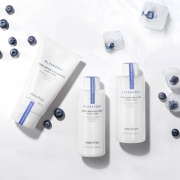 innisfree/悦诗风吟 蓝莓泡沫洁面乳水乳套装 补水保湿