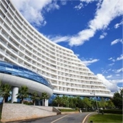 周末不加价！大理维笙山海湾酒店 180度阳台海湾景观/洱海观景单人房1晚（含早餐+欢迎水果+接机/站）