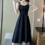 限尺码：婉笑  女士吊带连衣裙  WX2101720