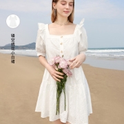 21日10点：3COLOUR 三彩 女士复古方领连衣裙 D362H1061L10