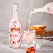 爱尔兰进口 百利 Baileys 草莓味甜酒 700ml