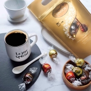 亚马逊销冠！80颗 Lindt瑞士莲 Lindor系列 混合装巧克力球 1000g