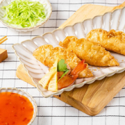 bibigo 必品阁 韩式王饺子 泡菜1+黑椒牛肉1+大葱牛肉1+煎饺2（口味随机）