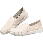 plus会员：SKECHERS 斯凯奇 女子休闲运动鞋 220088