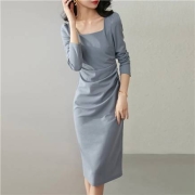 Sentubila 尚都比拉 女士方领针织连衣裙 121L40565B35