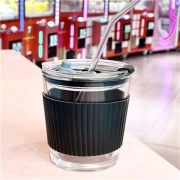 京东极速版、每日限量：忆多彩 350ml玻璃杯子+黑盖+杯套