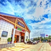周末暑假不加价！黄山华山徽宴酒店 空气清新房2晚+延迟退房