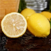 安岳柠檬 新鲜黄柠檬 单果60-90g  4粒独立包装4.9元包邮(需拼购)